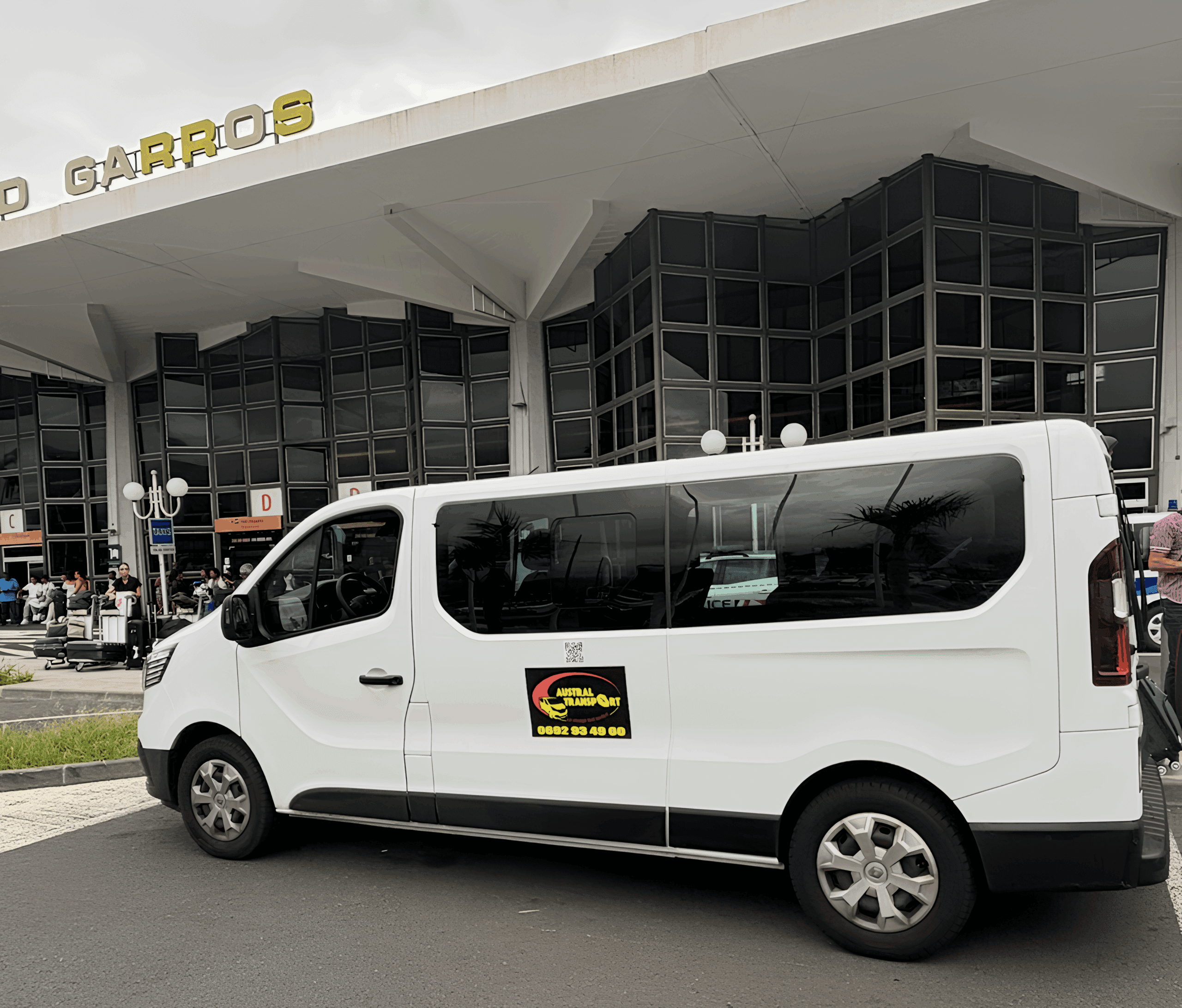 transfert aéroport réunion Roland Garros navette 9 places